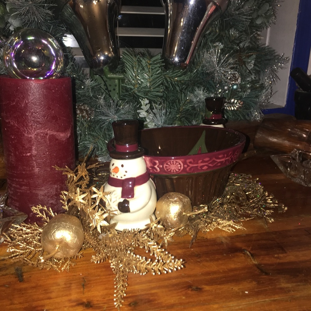 Partying Snowmen